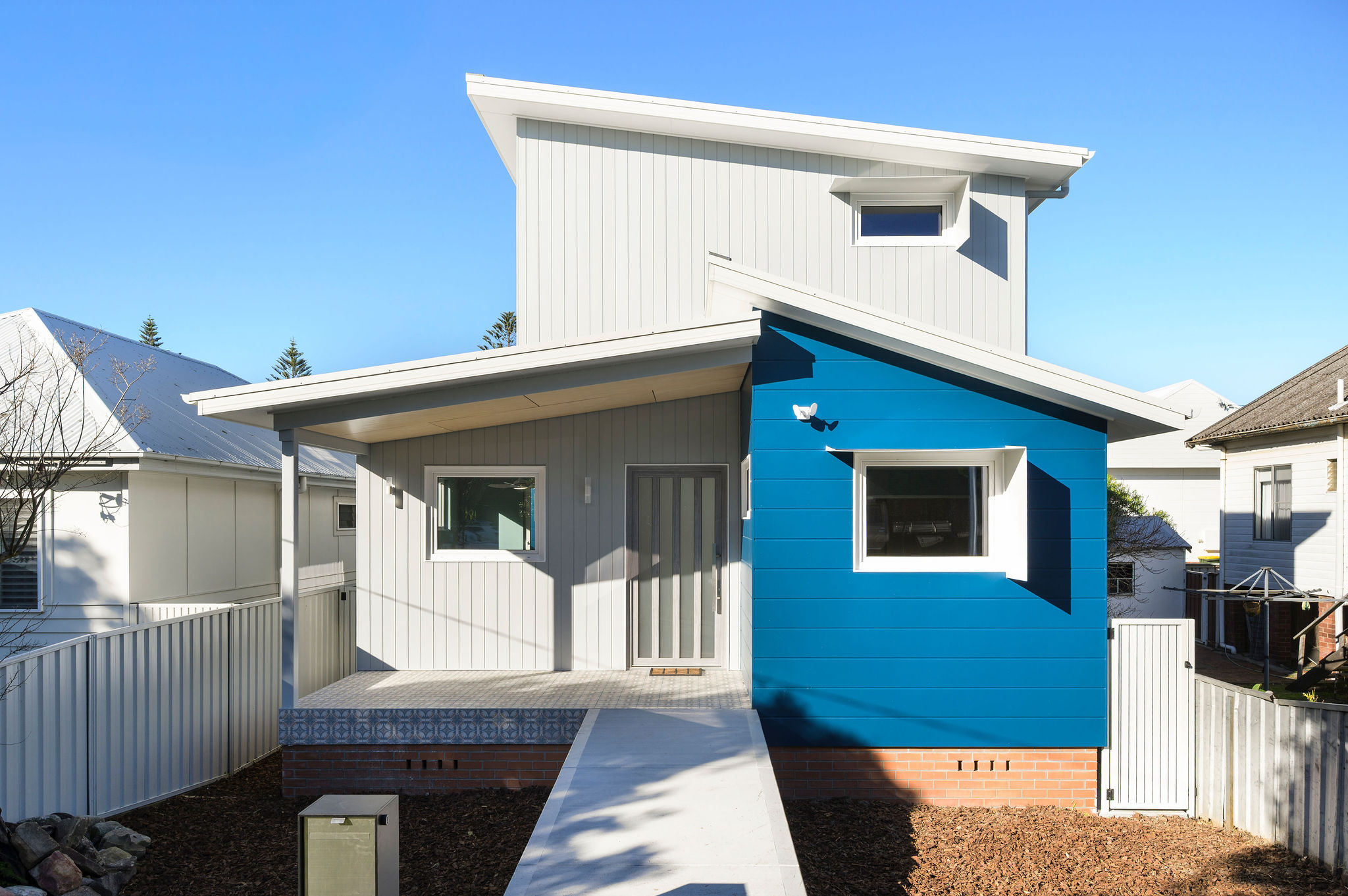 Stockton House, a completed high-performance coastal home by Blencowe Design